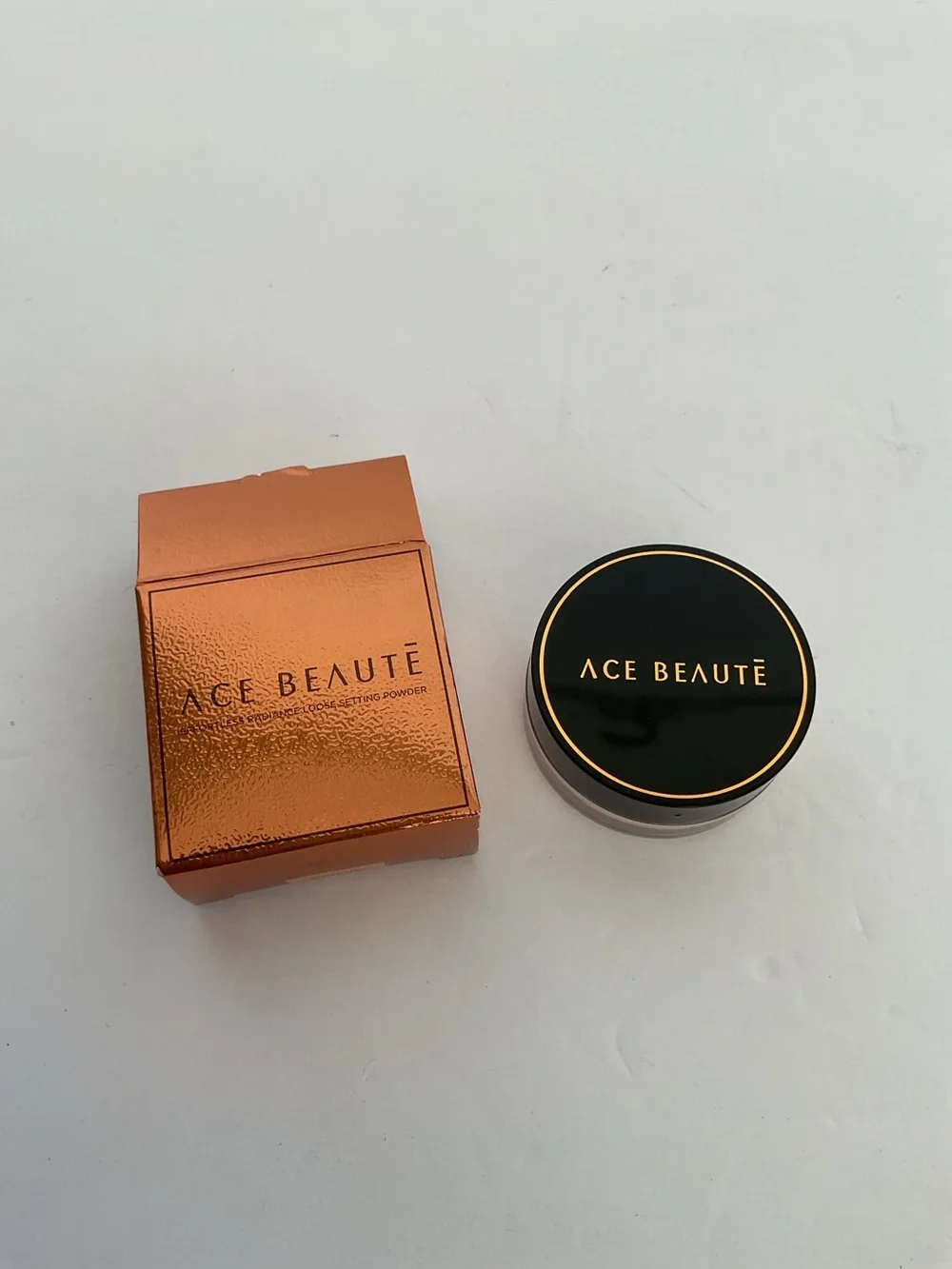 Ace Beaute Effortless Radiance Loose Setting Powder NWT
